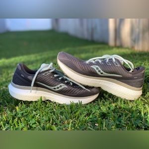 Saucony Triumph power Run+